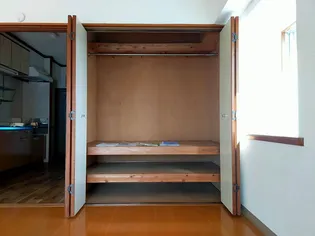 ローラルハイツ【4階】の内装