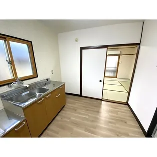 中市ハイツ【2階】のキッチン