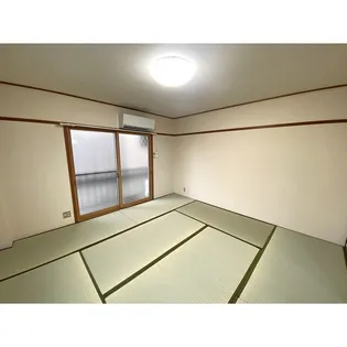 中市ハイツ【2階】の居間