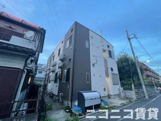 東京都江戸川区松島4【アパート】の外観