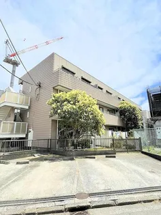 タウンコート大倉山【1階】の外観