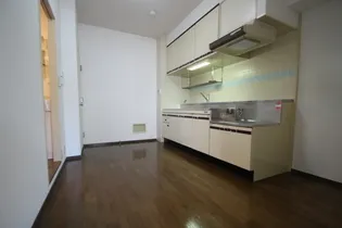 光町ハイム【4階】の居間