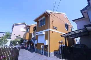 神奈川県平塚市中原2【アパート】の外観