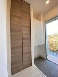 Haru Haru I【1階】の玄関