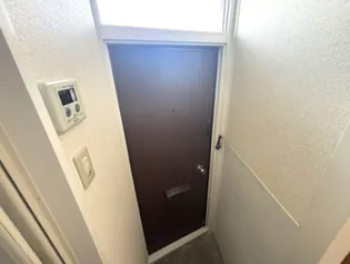 ノベラ篠原北町【3階】の玄関