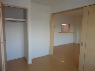 ペルソナ【2階】の居間