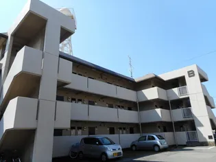 ジュネス オクラバ B【1階】の外観