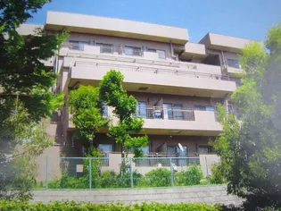 グリ-ンウッド新百合ヶ丘の外観