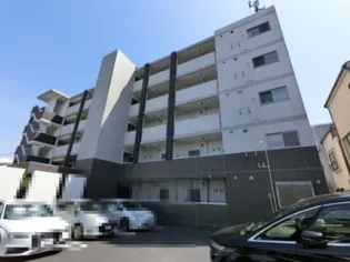 グランドアプティーの画像