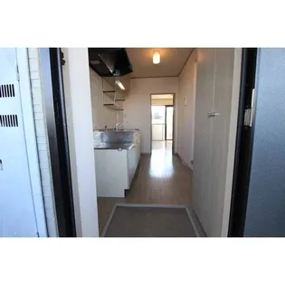 パルコーポ真鍋【1階】の玄関