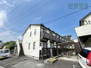 ベルシオン丸久A【1階】の外観