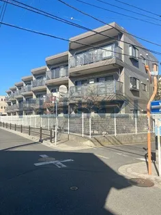 ストーン本八幡【3階】の外観