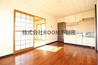 クレストコーポII【2階】の居間