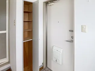 岩崎ハイツII【3階】の内装