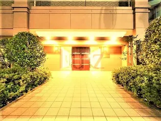 イーリスネオ【2階】の外観