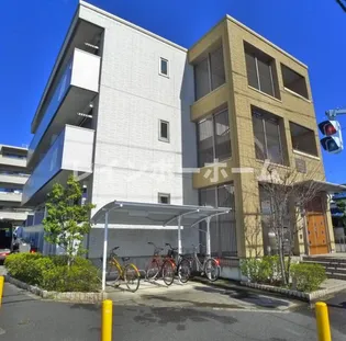 千葉県松戸市新松戸4【マンション】の外観