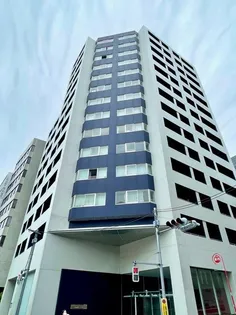 東京都新宿区市谷本村町【マンション】の外観