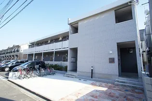 リブリ・シロヤマA【2階】の外観