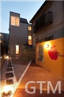 東京都中野区本町3【アパート】の外観