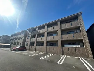 サテンエステートの画像