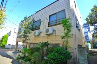 ファミ-ルトヨダ【2階】の外観