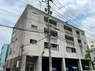 メゾン龍岡【4階】の外観