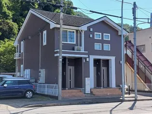 イースト ウィングの画像