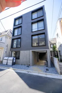 the trias higashinagasaki【2階】の外観