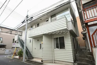 シュロス内田【1階】の外観