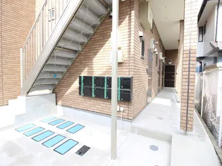 レイディアンス安浦【2階】の外観