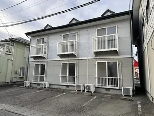 ファミール上田【2階】の外観