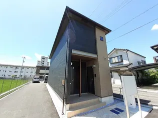 高知県高知市鴨部2【アパート】の外観