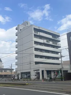 ピアノビルの画像