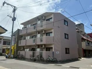 リテラス荒田壱番館【3階】の外観