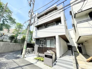 東京都渋谷区代々木2【マンション】の外観