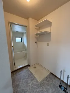 ひるがお A棟【2階】の玄関