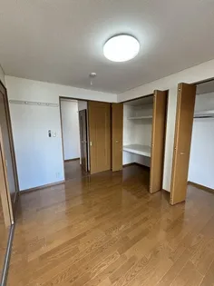 ひるがお A棟【2階】の居間