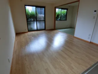 プログレスアイ【1階】の居間