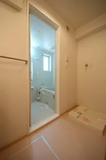 アスカ D棟【2階】の内装