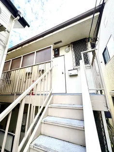 リトルハウス【1階】の外観