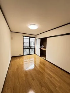 メリーハイム中村 A棟【1階】の居間