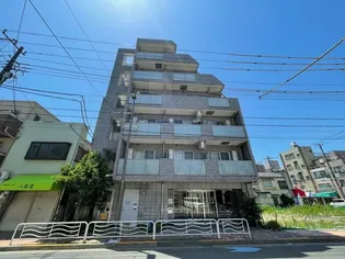 ライツェント石島の画像