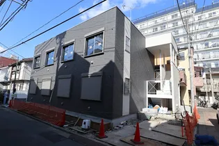 東京都渋谷区幡ヶ谷1【マンション】の外観