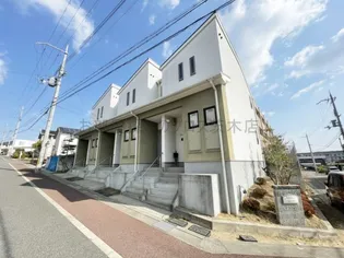 大阪府箕面市彩都粟生南2【アパート】の外観