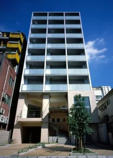 東京都港区西麻布4【マンション】の外観