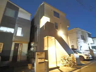 東京都世田谷区北沢1【アパート】の外観