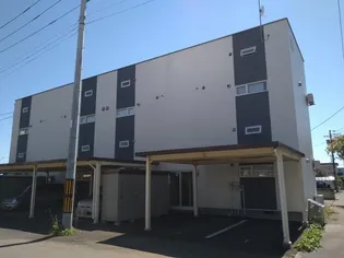 輝【1階】の外観