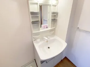 ラファエル V【2階】の内装