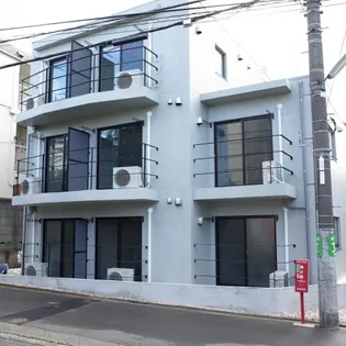 レジデンス池尻【1階】の外観