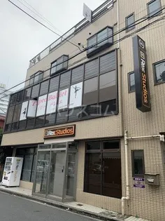 メゾンピレネの画像